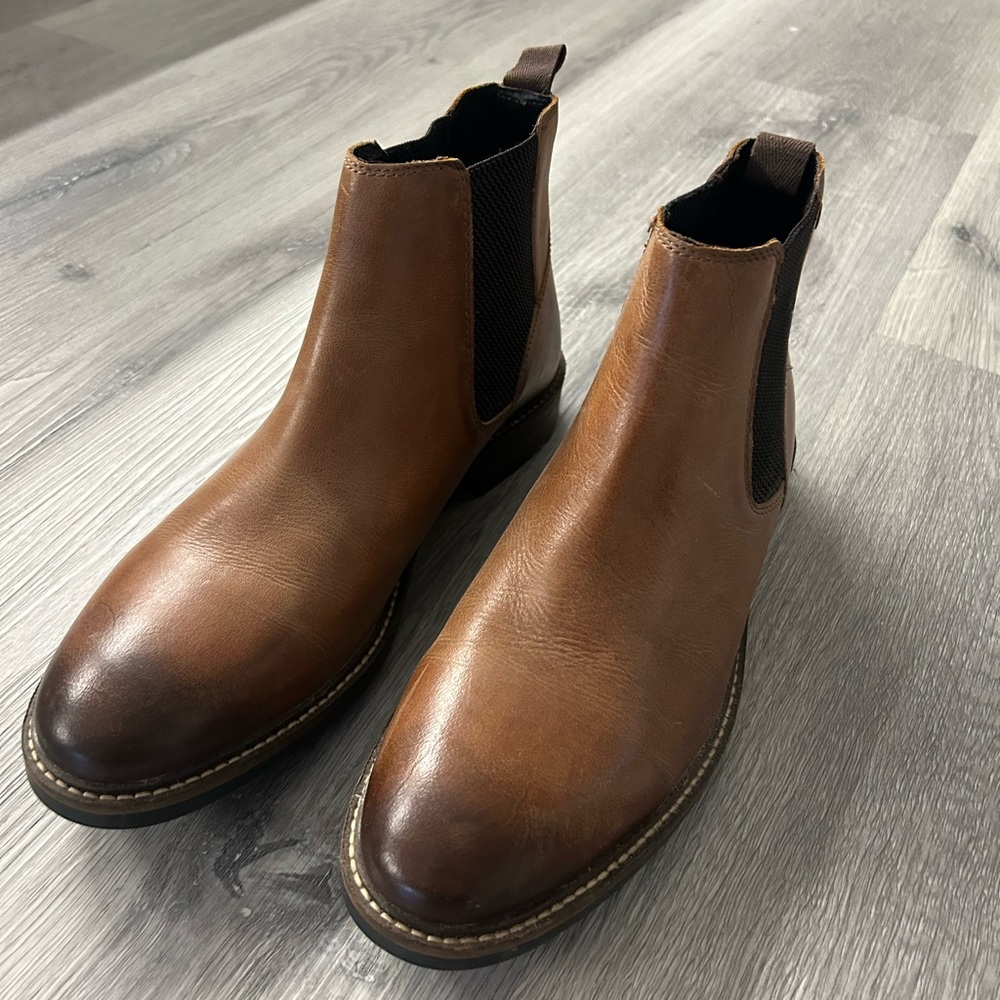 Base London Chelsea Boots